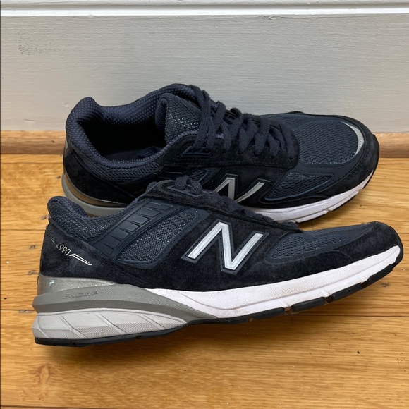 New Balance 990 Navy and Silver Athletic Sneakers - Picture 1 of 3